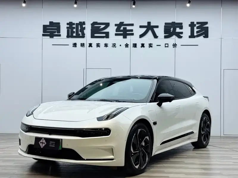 Zeekr 001