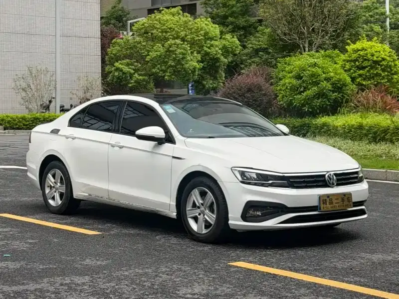 Volkswagen Lamando
