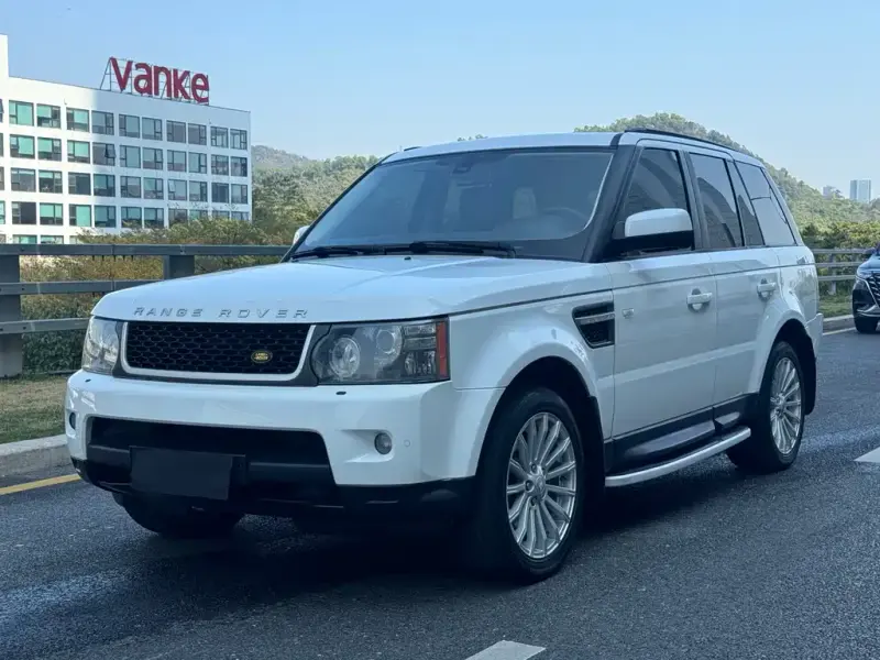 Land Rover Sport