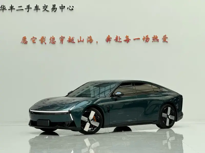 XPeng P7