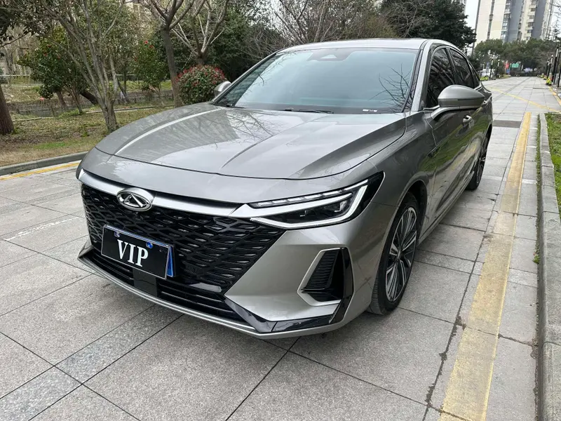 Chery Arrizo 8