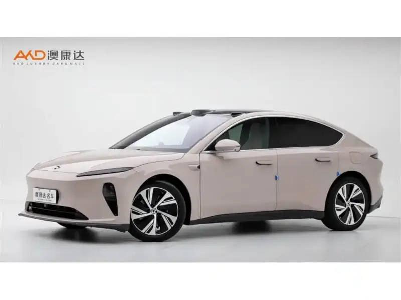 NIO ET5