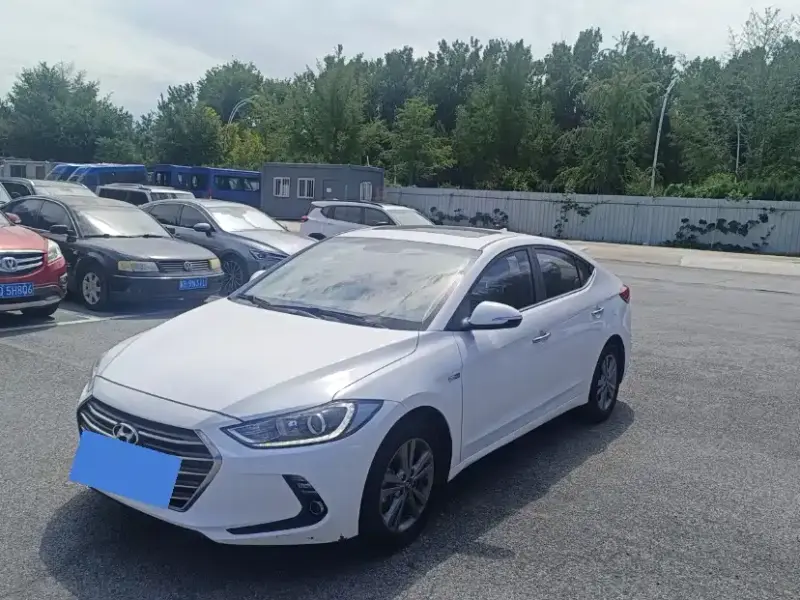 Hyundai Elantra