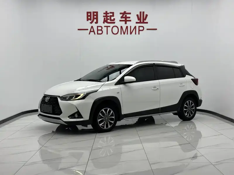 Toyota Yaris L