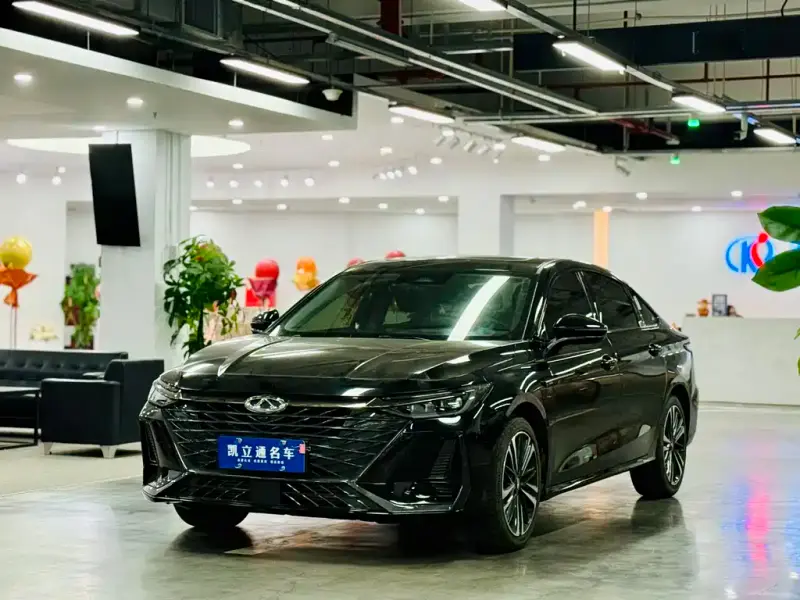 Chery Arrizo 8