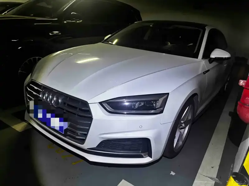 Audi A5 (Import)