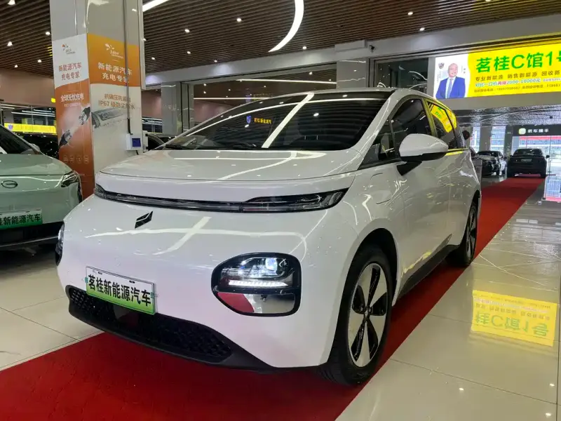 Baojun Cloud (Yunduo)