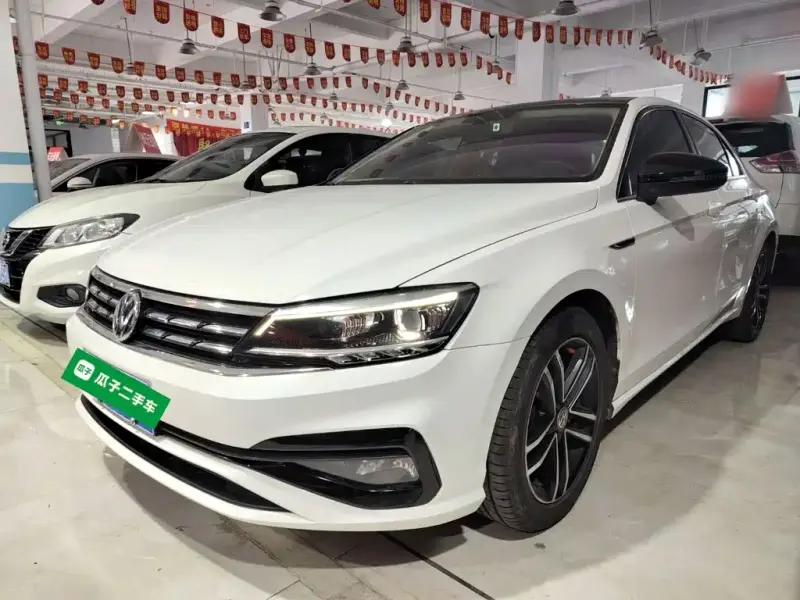 Volkswagen Lamando