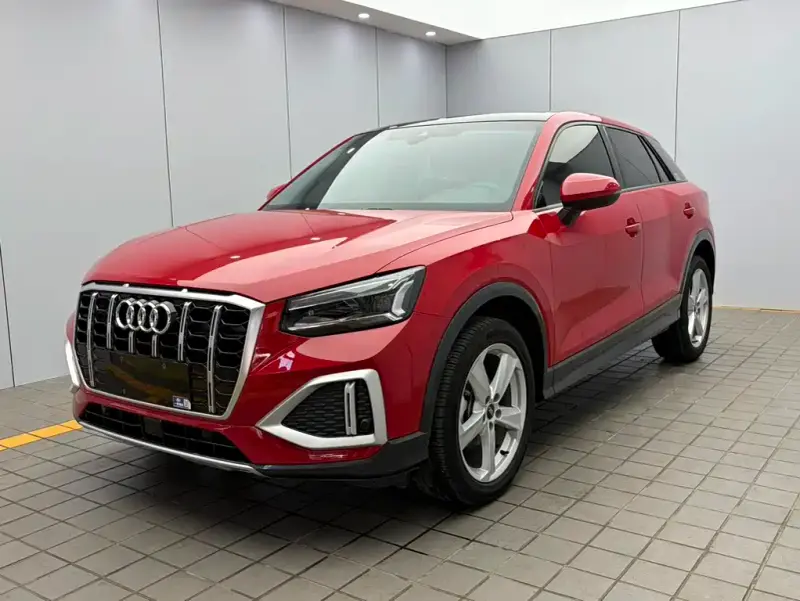 Audi Q2L