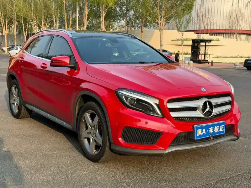 Mercedes-Benz GLA