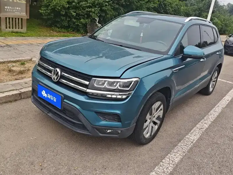Volkswagen Tharu