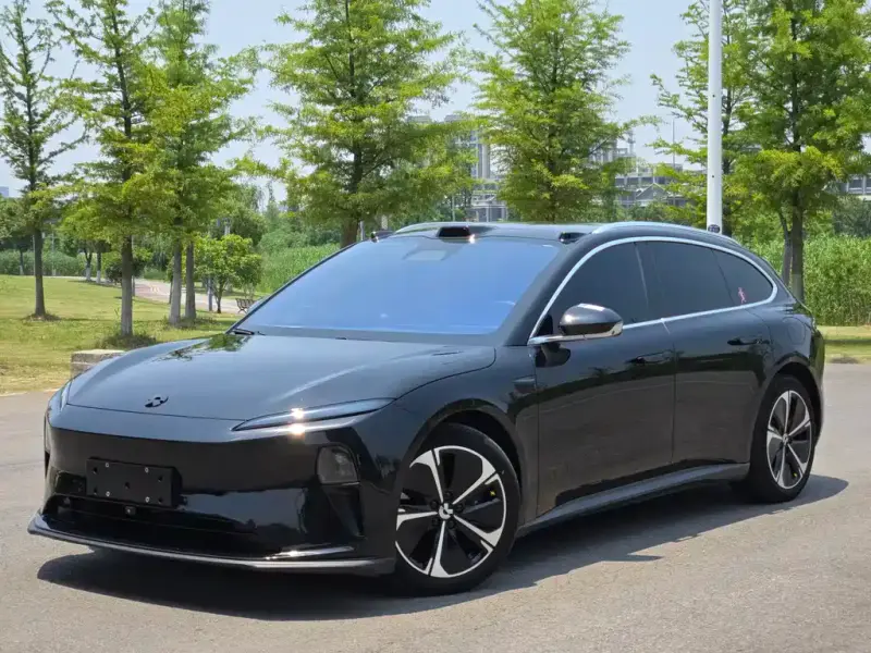 NIO ET5T