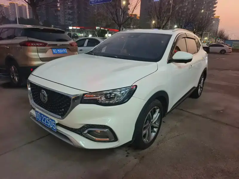 MG HS