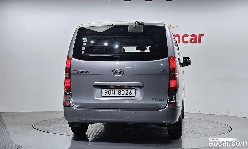 Hyundai H-1