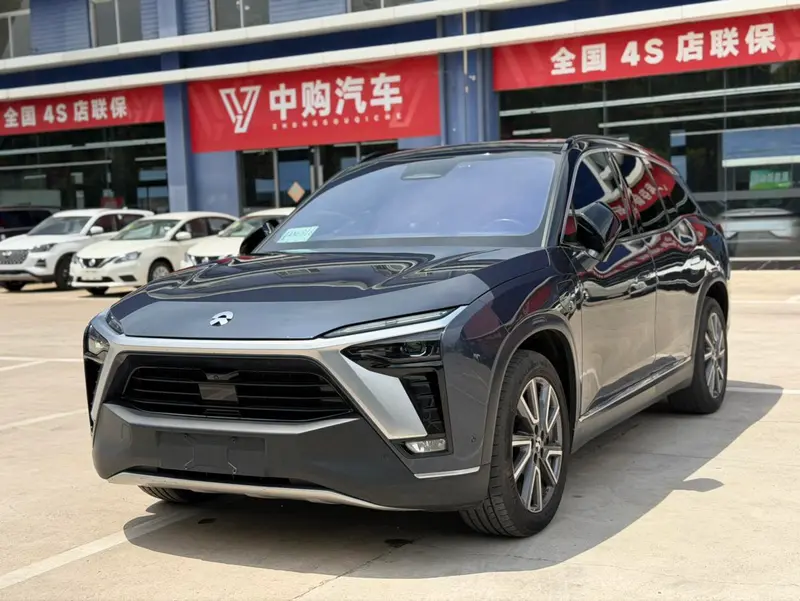 NIO ES8