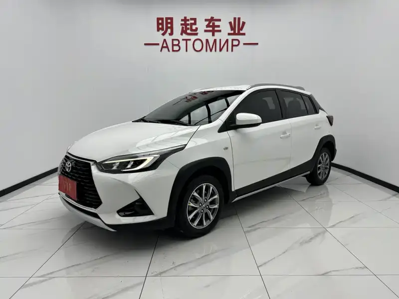 Toyota Yaris L