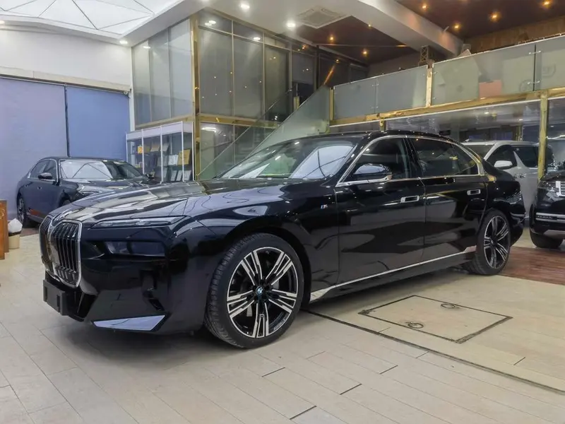 BMW 7-Series