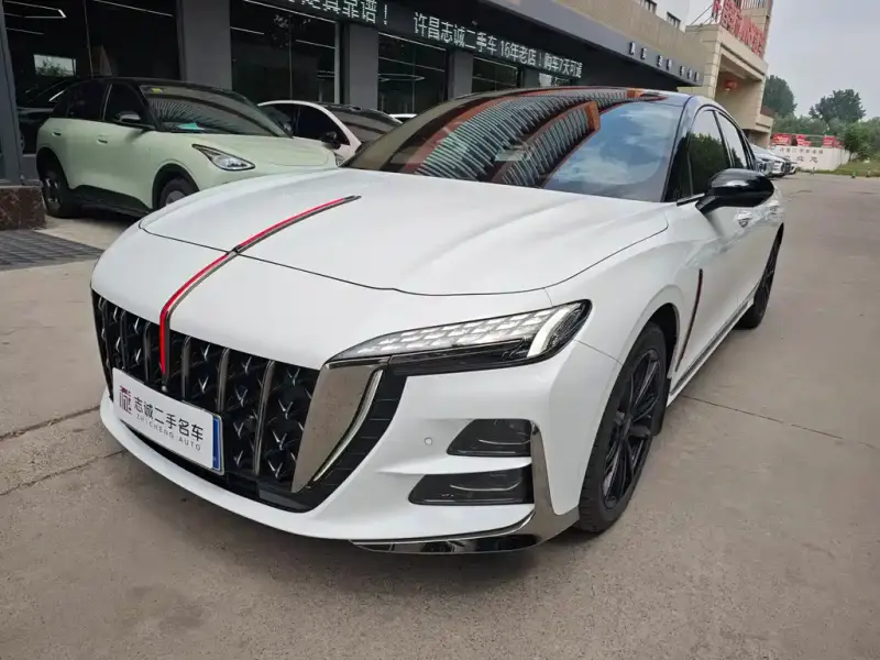 Hongqi H6