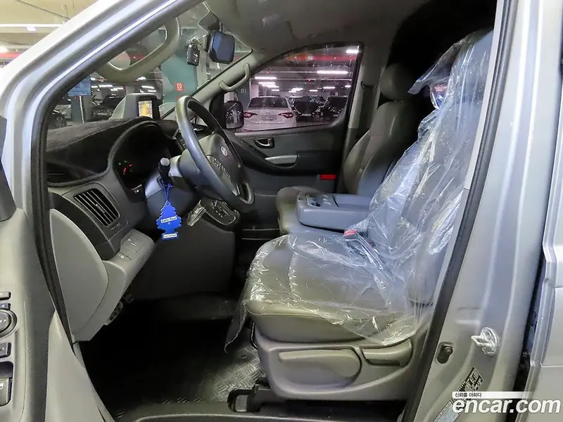Hyundai H-1