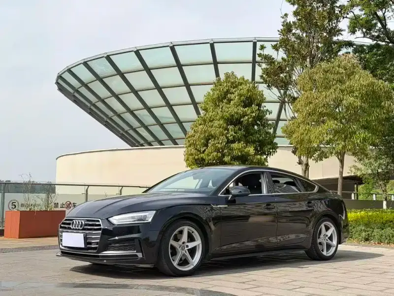 Audi A5 (Import)