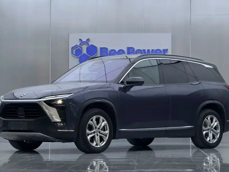 NIO ES8