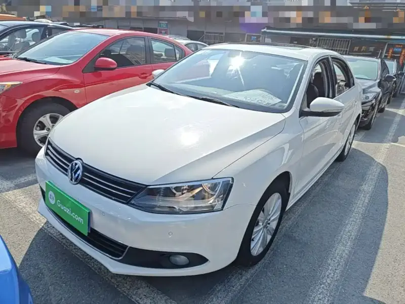 Volkswagen Sagitar