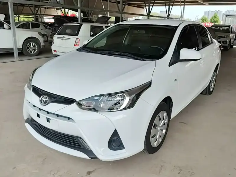 Toyota Yaris L