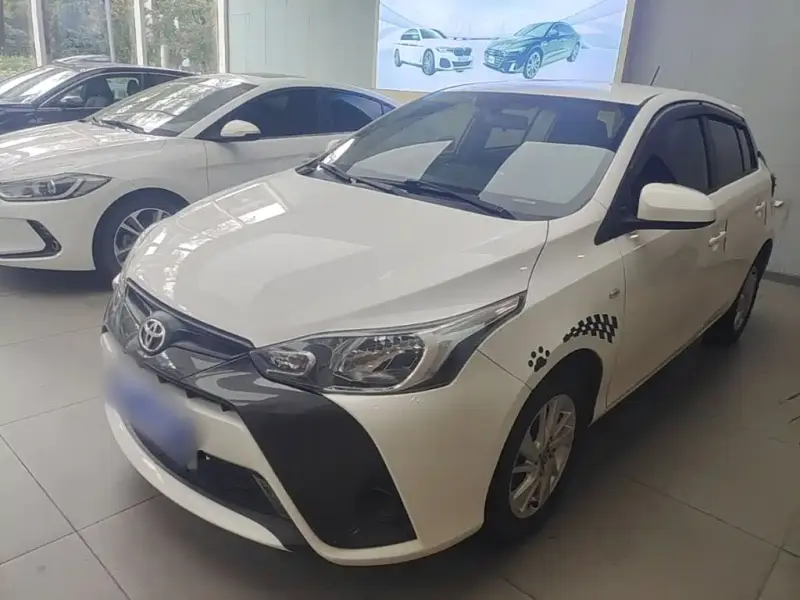 Toyota Yaris L