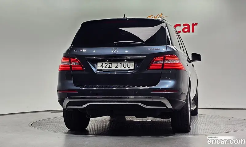 Mercedes-Benz M-class