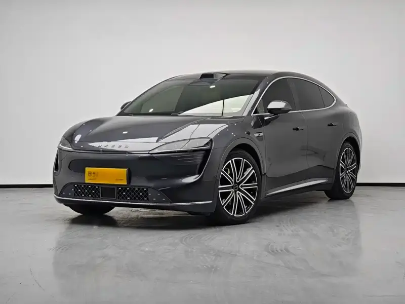 Luxeed Zhijie R7