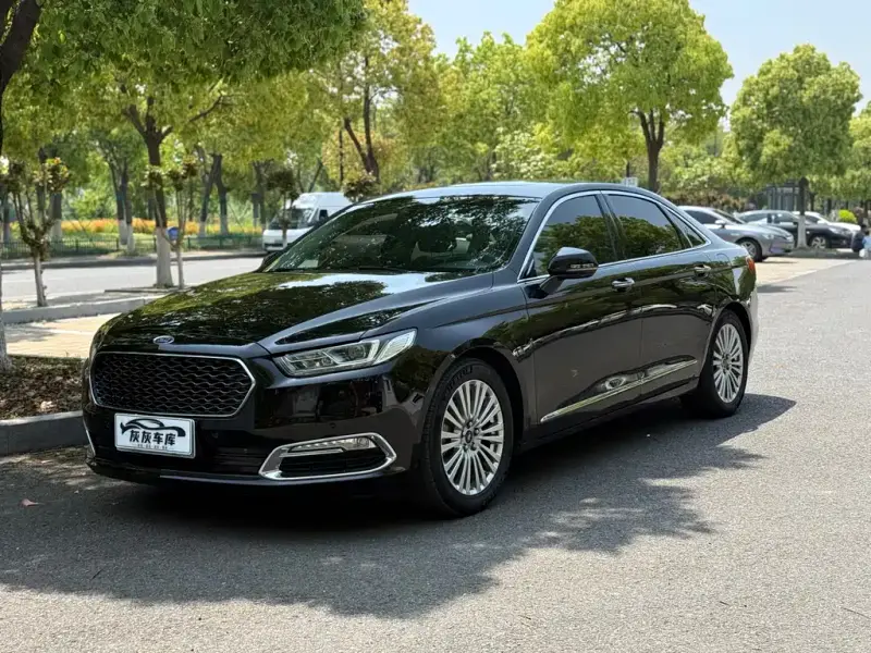 Ford Taurus