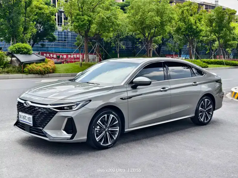 Chery Arrizo 8