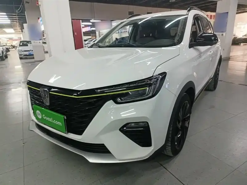 Roewe MG HS (RX5)