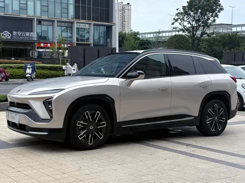 NIO ES6
