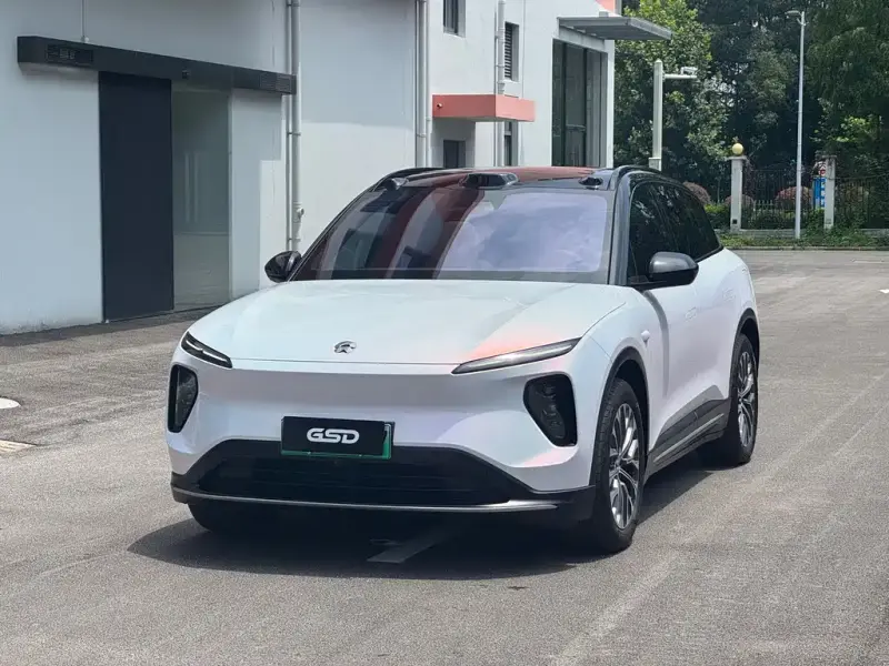 NIO ES6