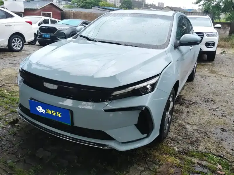 Geely L HiP