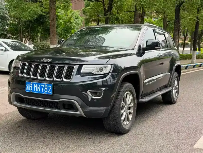 Jeep Grand Cherokee (Import)