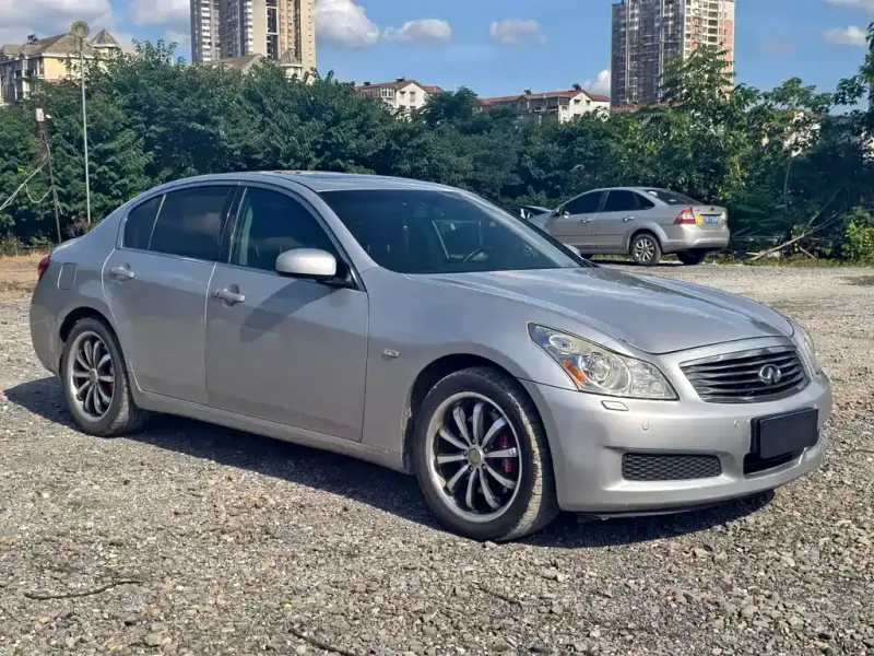 Infiniti G