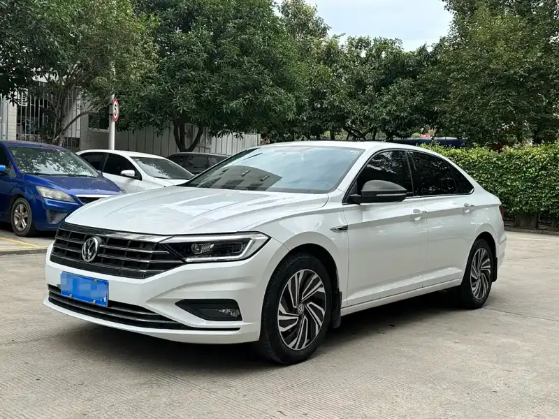 Volkswagen Sagitar