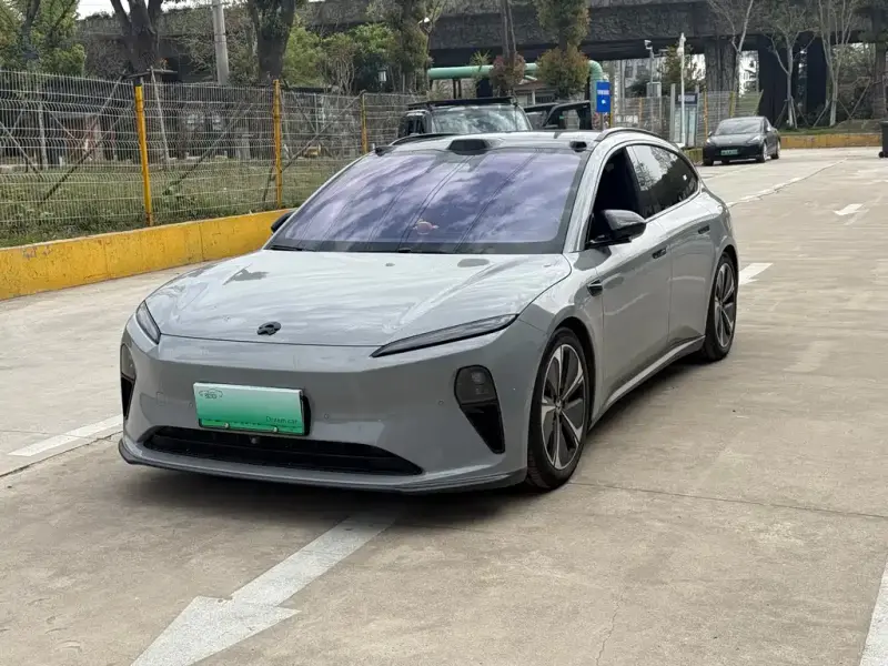 NIO ET5T