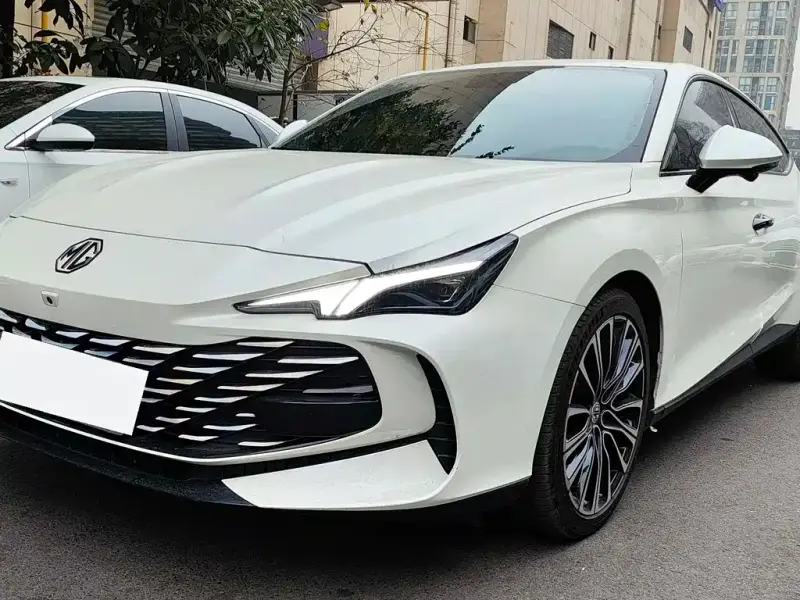 MG MG7