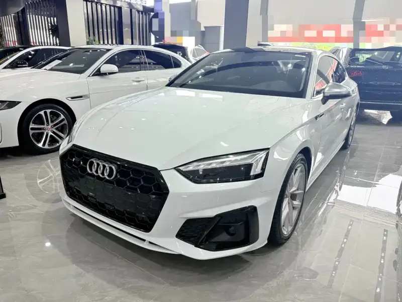 Audi A5 (Import)