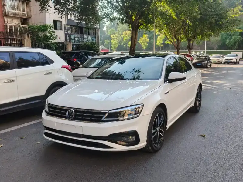 Volkswagen Lamando