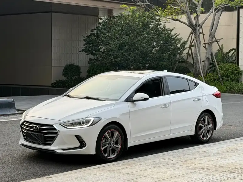 Hyundai Elantra