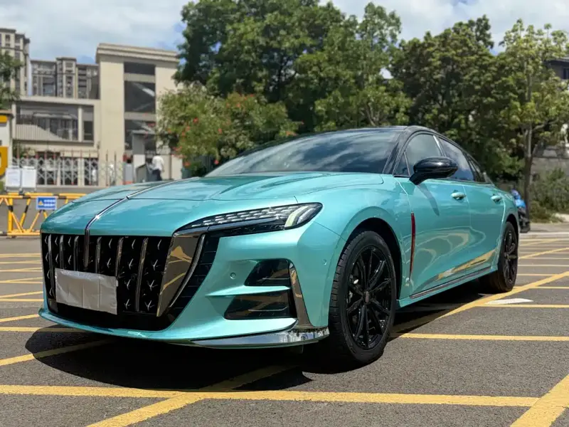 Hongqi H6