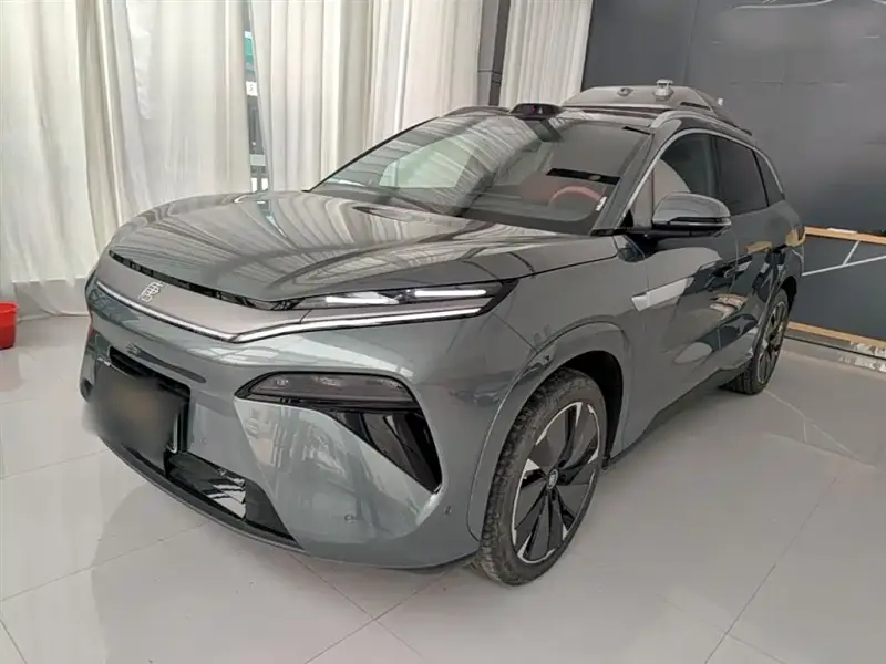 BYD Tang L