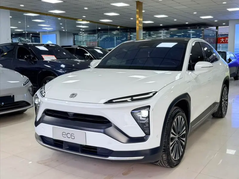 NIO ES8