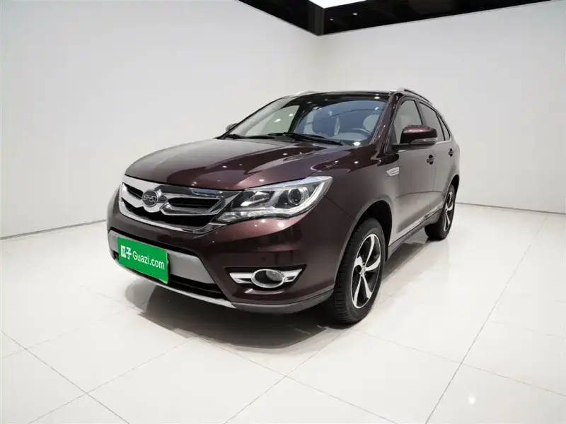 BYD S7