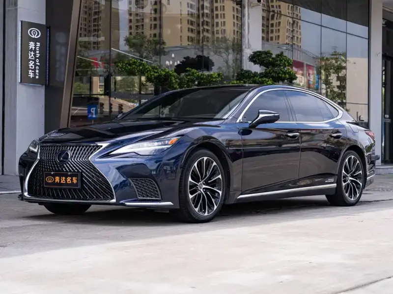 Lexus LS