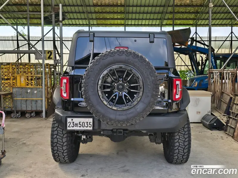Ford Bronco